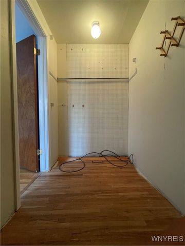 28 Westwood Drive, Tonawanda, NY 14150