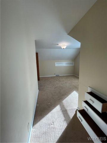 28 Westwood Drive, Tonawanda, NY 14150