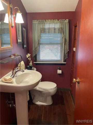 28 Westwood Drive, Tonawanda, NY 14150