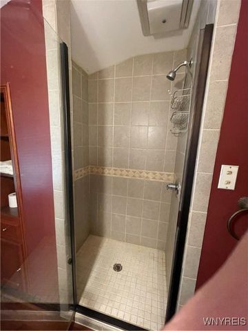 28 Westwood Drive, Tonawanda, NY 14150