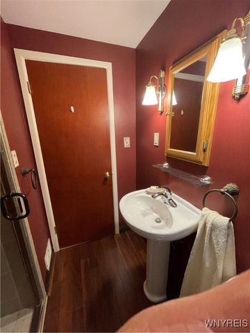 28 Westwood Drive, Tonawanda, NY 14150