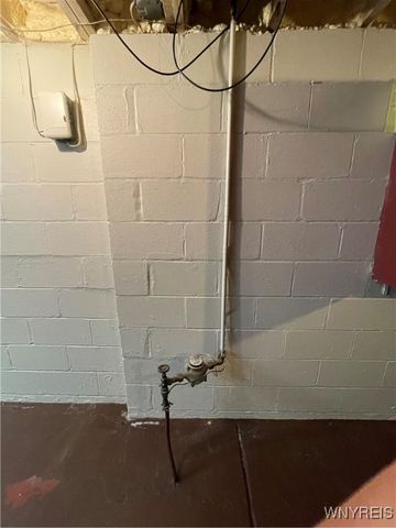 28 Westwood Drive, Tonawanda, NY 14150