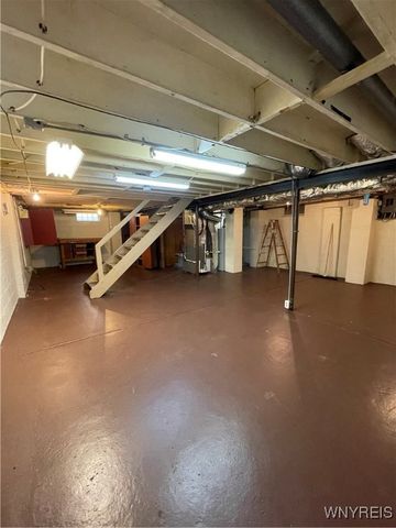 28 Westwood Drive, Tonawanda, NY 14150