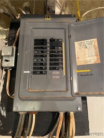 28 Westwood Drive, Tonawanda, NY 14150