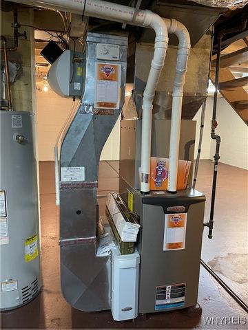 28 Westwood Drive, Tonawanda, NY 14150