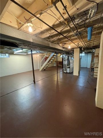 28 Westwood Drive, Tonawanda, NY 14150