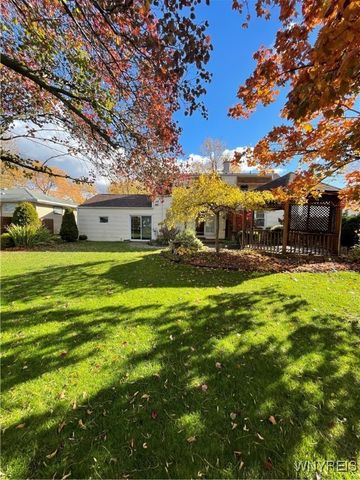 28 Westwood Drive, Tonawanda, NY 14150