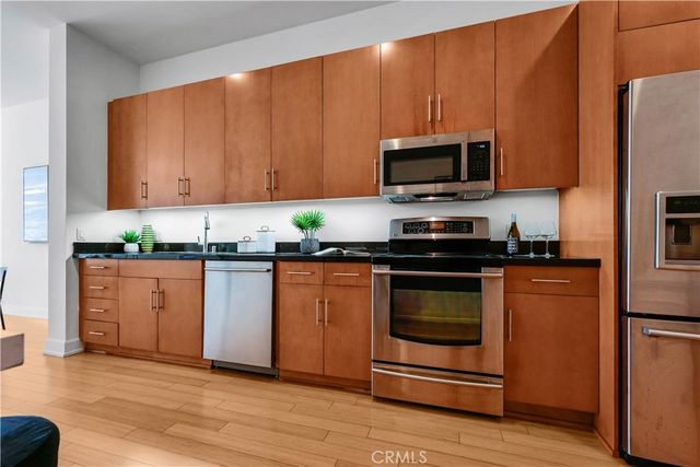 3223 W 6th 312, Los Angeles, CA 90020