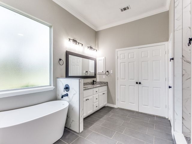 3409 Doris Walker Trail, Burleson, TX 76028