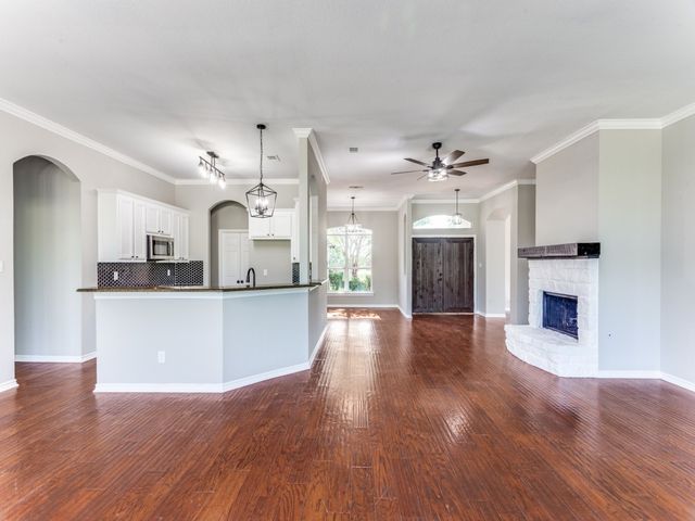 3409 Doris Walker Trail, Burleson, TX 76028