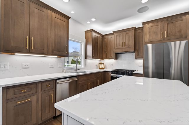 24240 Lavergne Street, Plainfield, IL 60585