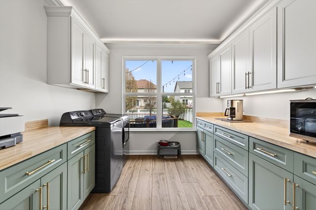 24240 Lavergne Street, Plainfield, IL 60585