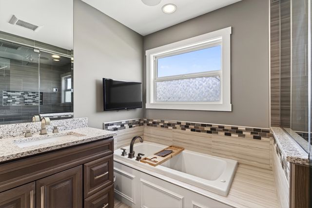 24240 Lavergne Street, Plainfield, IL 60585