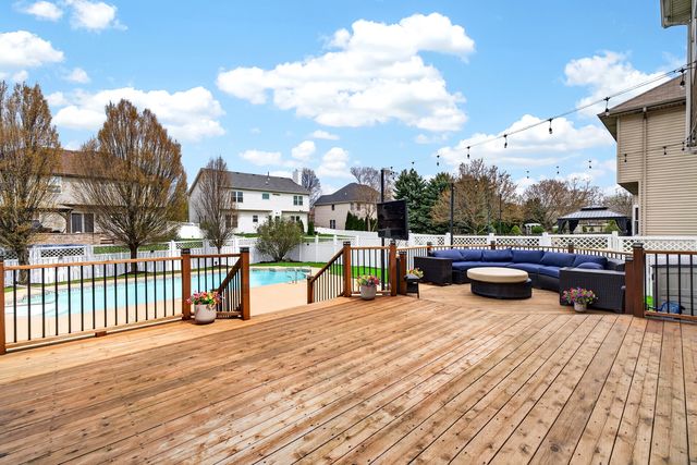 24240 Lavergne Street, Plainfield, IL 60585