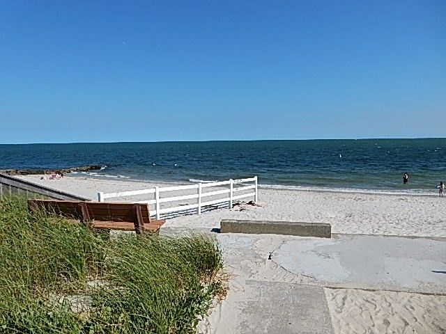 8 Holly Ln, Yarmouth, MA 02664