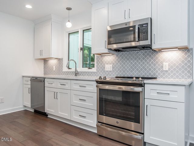 2004 Brocton Place, Durham, NC 27712