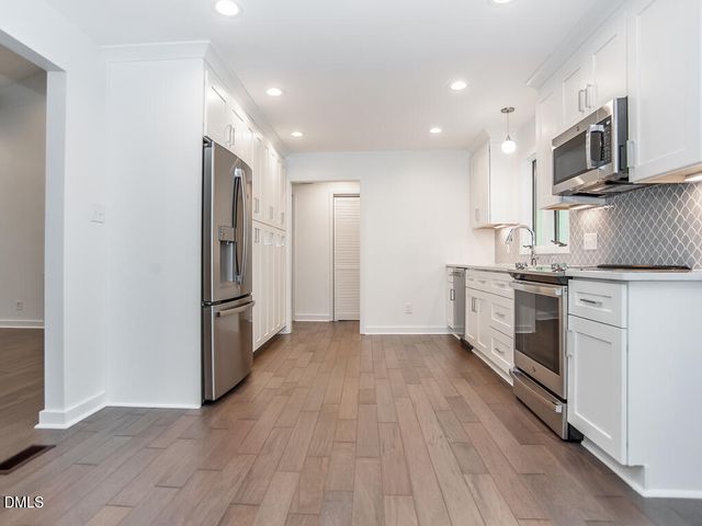 2004 Brocton Place, Durham, NC 27712