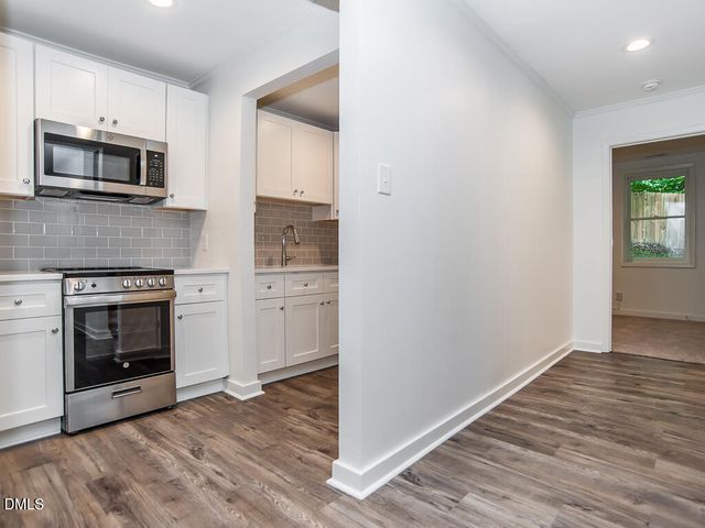 2004 Brocton Place, Durham, NC 27712