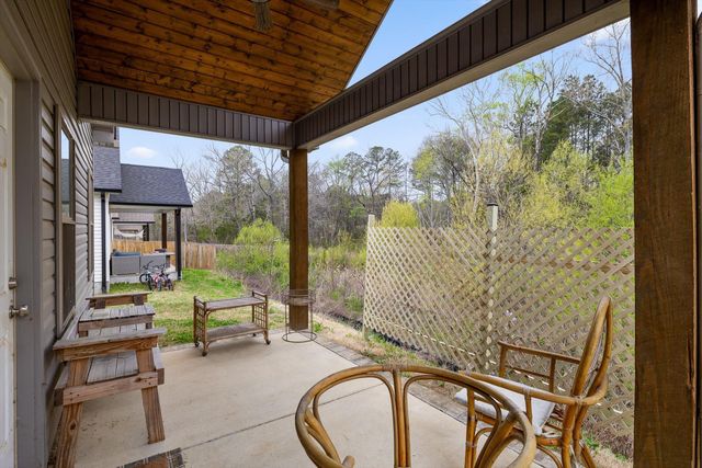 140 Rock Bridge Drive, Ringgold, GA 30736