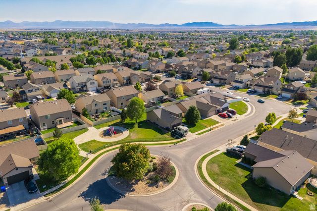 2309 E HITCHING POST DR, Eagle Mountain, UT 84005