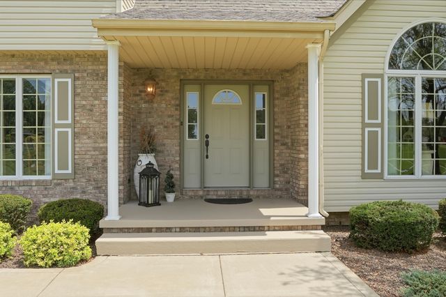 1442 W 127th Place, Crown Point, IN 46307