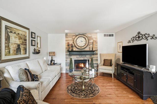 1442 W 127th Place, Crown Point, IN 46307