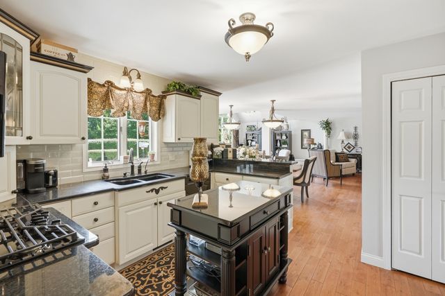 1442 W 127th Place, Crown Point, IN 46307