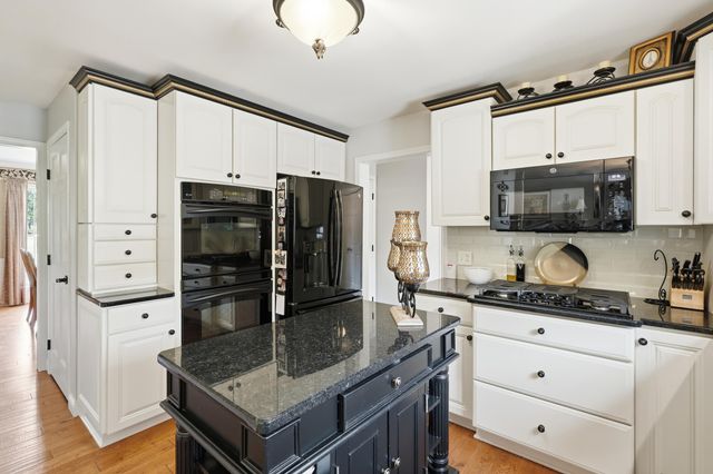 1442 W 127th Place, Crown Point, IN 46307