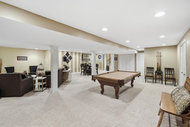 1442 W 127th Place, Crown Point, IN 46307