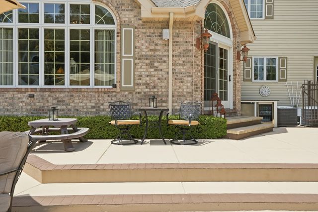 1442 W 127th Place, Crown Point, IN 46307