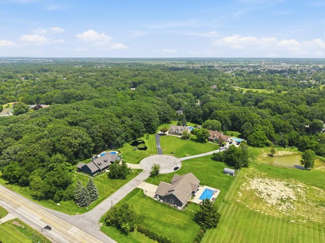 1442 W 127th Place, Crown Point, IN 46307