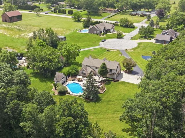 1442 W 127th Place, Crown Point, IN 46307