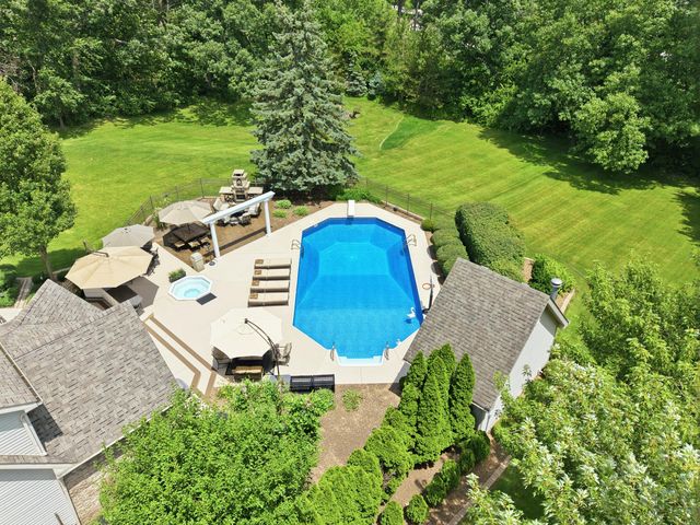 1442 W 127th Place, Crown Point, IN 46307