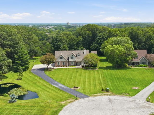 1442 W 127th Place, Crown Point, IN 46307