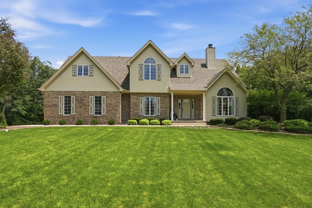 1442 W 127th Place, Crown Point, IN 46307