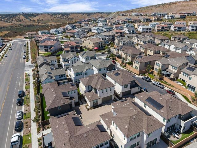 1622 Whitmore Loop, Chula Vista, CA 91913