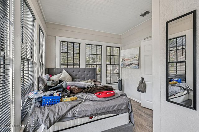 2284 ORCHARD Street, Jacksonville, FL 32209