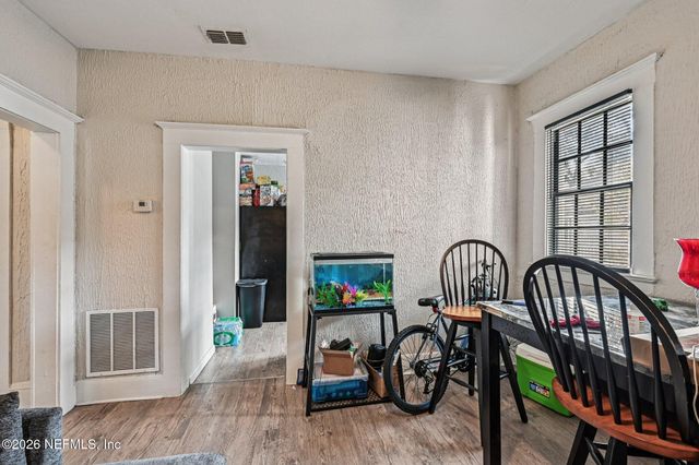 2284 ORCHARD Street, Jacksonville, FL 32209