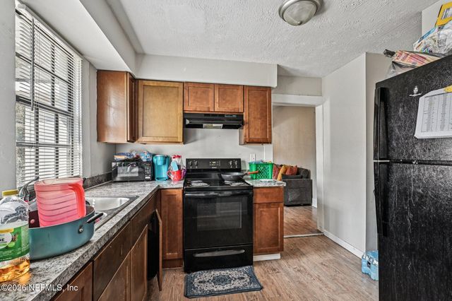 2284 ORCHARD Street, Jacksonville, FL 32209