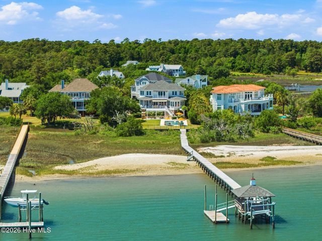 6313 Sea Mist Court, Wilmington, NC 28409
