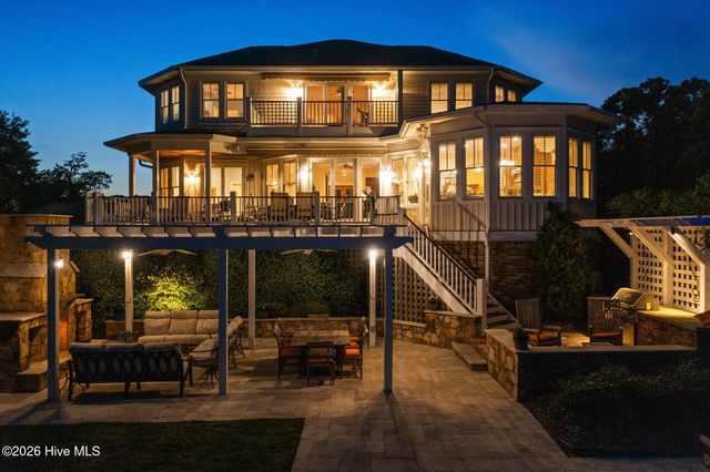 6313 Sea Mist Court, Wilmington, NC 28409