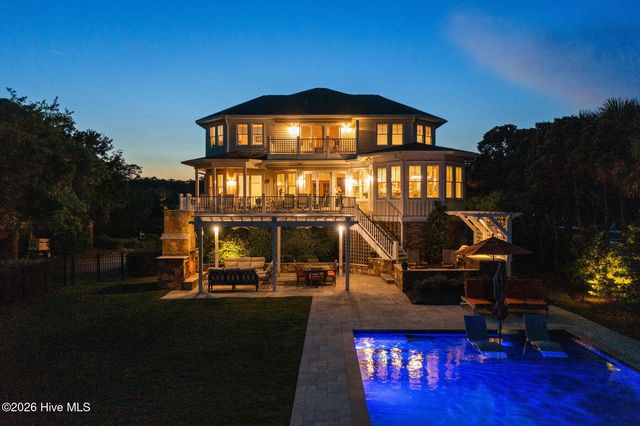 6313 Sea Mist Court, Wilmington, NC 28409