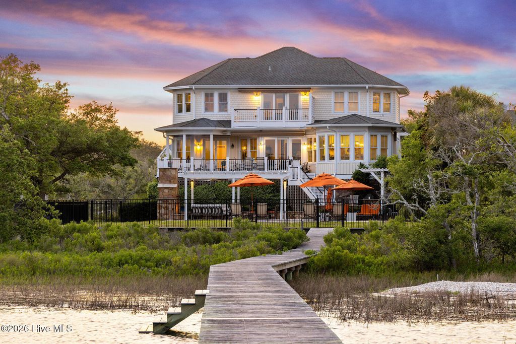 6313 Sea Mist Court, Wilmington, NC 28409