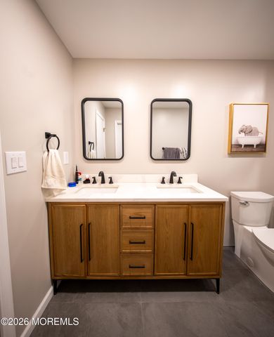 15 Fieldcrest Way, Hazlet, NJ 07730