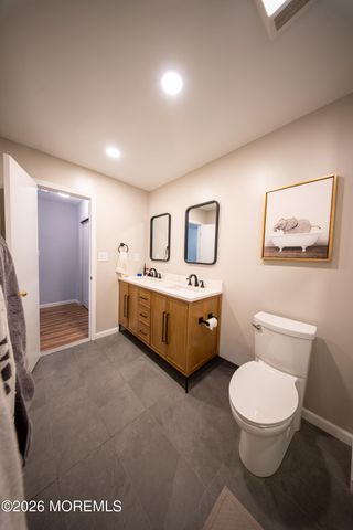15 Fieldcrest Way, Hazlet, NJ 07730