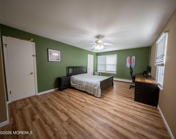 15 Fieldcrest Way, Hazlet, NJ 07730