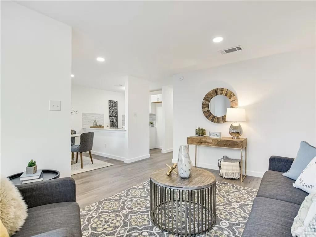 6409 Burns ST 104, Austin, TX 78752