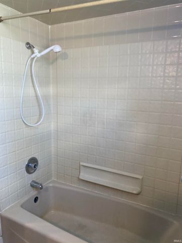 710 Reis Avenue, Evansville, IN 47711