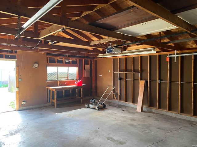 710 Reis Avenue, Evansville, IN 47711