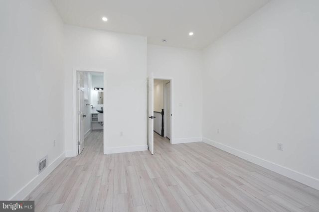 3007 PRESSTMAN ST, Baltimore, MD 21216